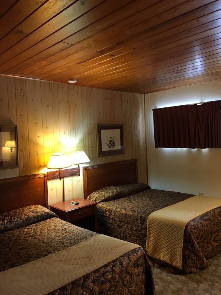 Love Hotels Western Holiday By Oyo At Harlan Lake Ne Alma ภายนอก รูปภาพ